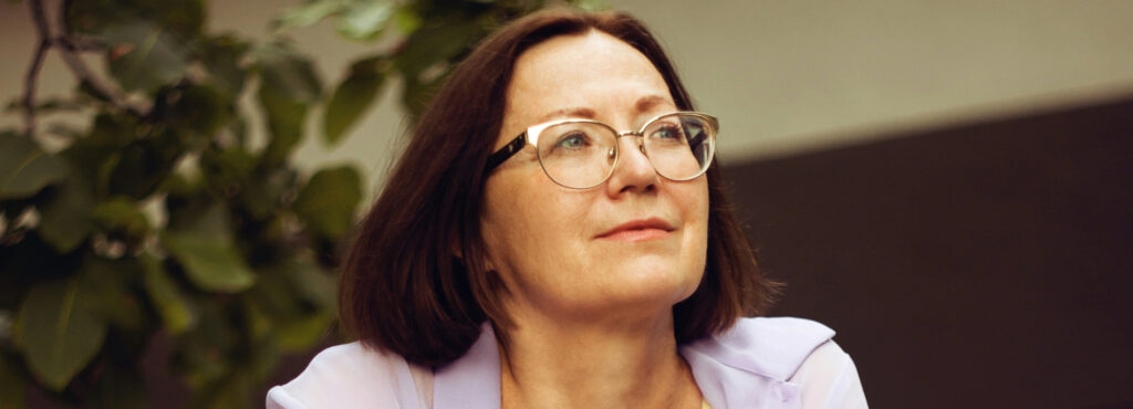 4 ways menopause can affect your eyesight 