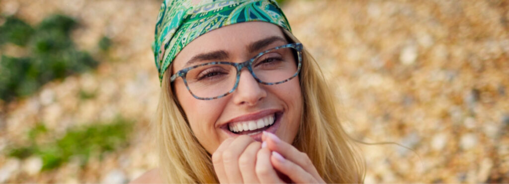 Coastal grandmother, fisherman and maritime glasses: the eyewear trends inspired by the sea 