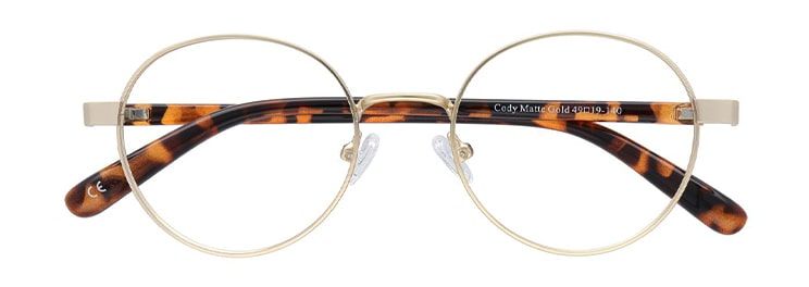 Celebrate Father’s Day with the top 5 glasses trends
