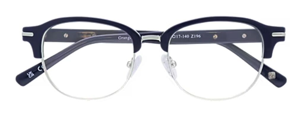 How to style glasses with your winter wardrobe