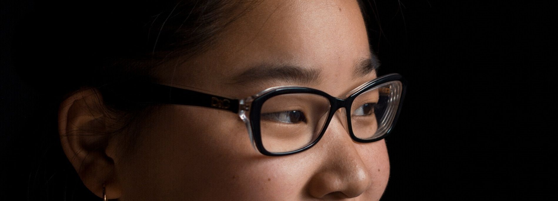 Get the ‘It-girl’ look with these top 6 Bayonetta glasses