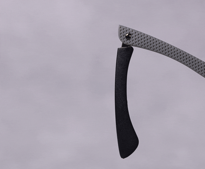 Close-up gif of champion frame showing the 3 stages of the bendable ear adjustments