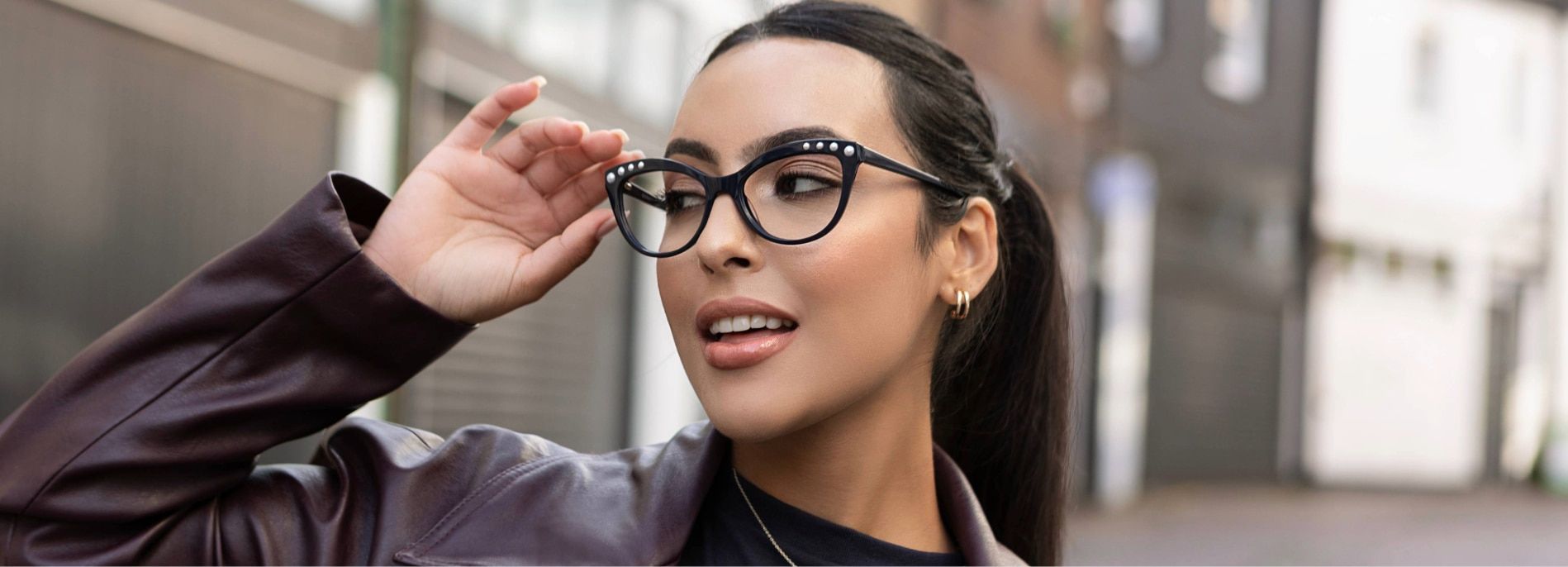 Top 6 most iconic women with glasses throughout history