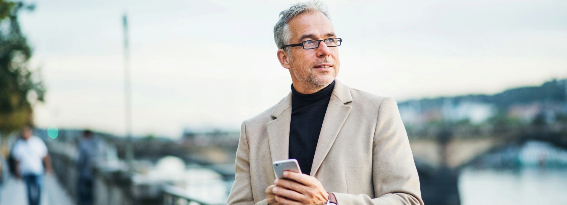 Best glasses for older men: stylish frames for every face shape