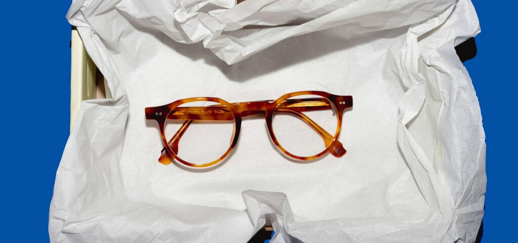 What to do with old glasses: recycle, donate or reuse