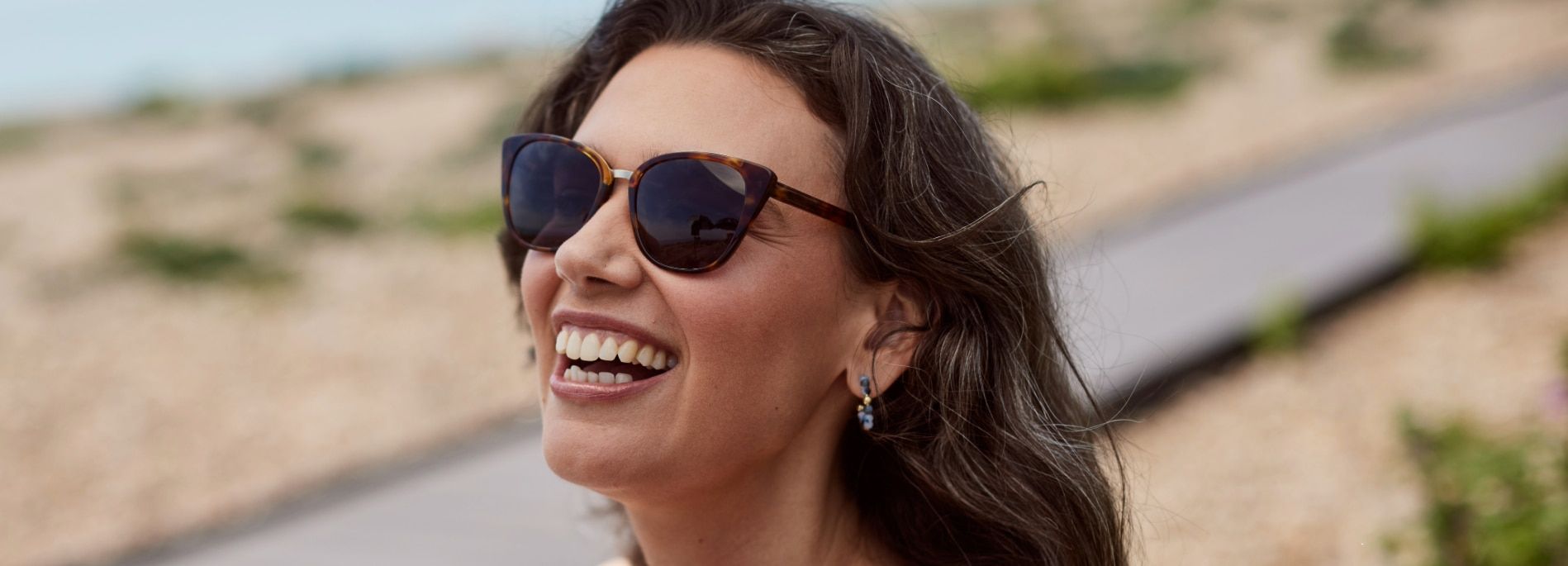 How to choose sunglasses for light-sensitive eyes