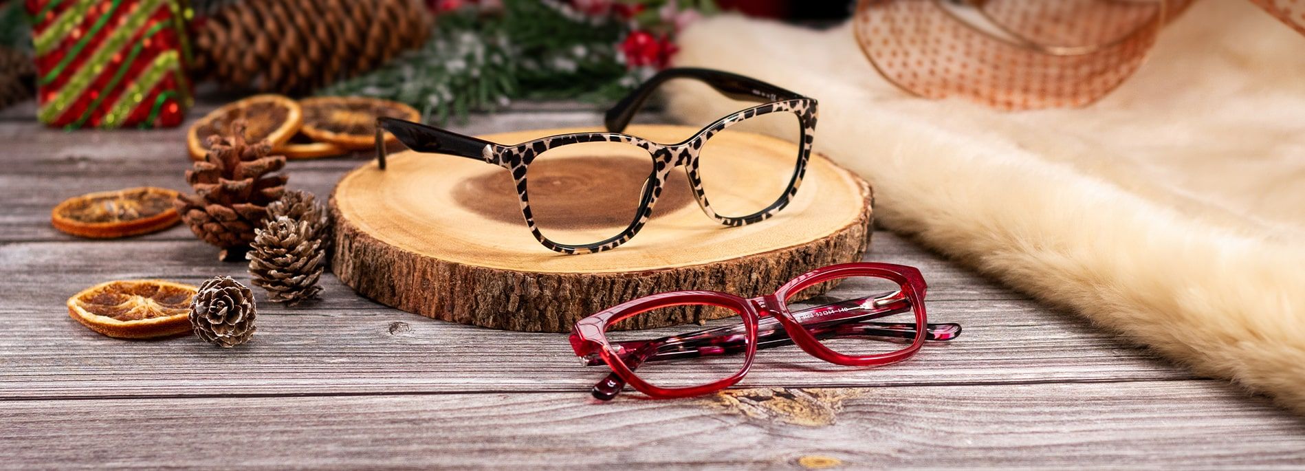 How to style your hair with glasses at Christmas parties